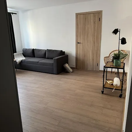 Comfy Center *